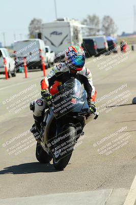 media/Sep-20-2025-TrackDaz (Sat) [[27f0cde673]]/Around the Pits/